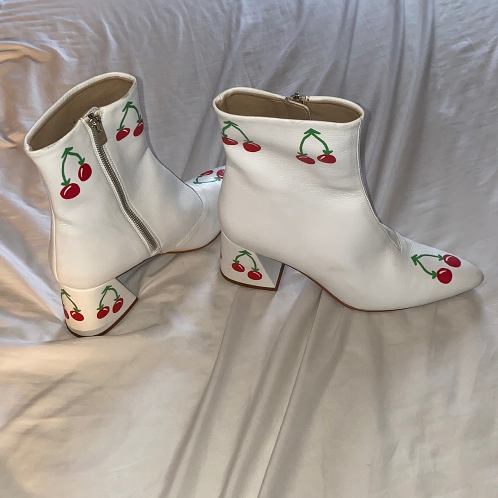 Lightly worn. Thursday Boot Co. White heeled boots with cherries. Size 9.